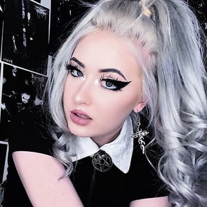 This is the Avatar Image for the Drama Kween (Ov2Super, ) AI Voice and Text to Speech Generator